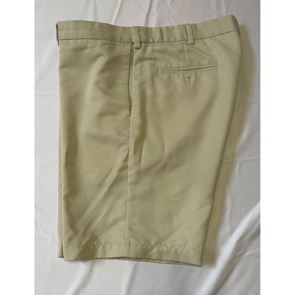 Roundtree & Yorke Shorts Mens 40 Chino Khaki Tan Casual Stretch. LOT OF 2 - Picture 9 of 9